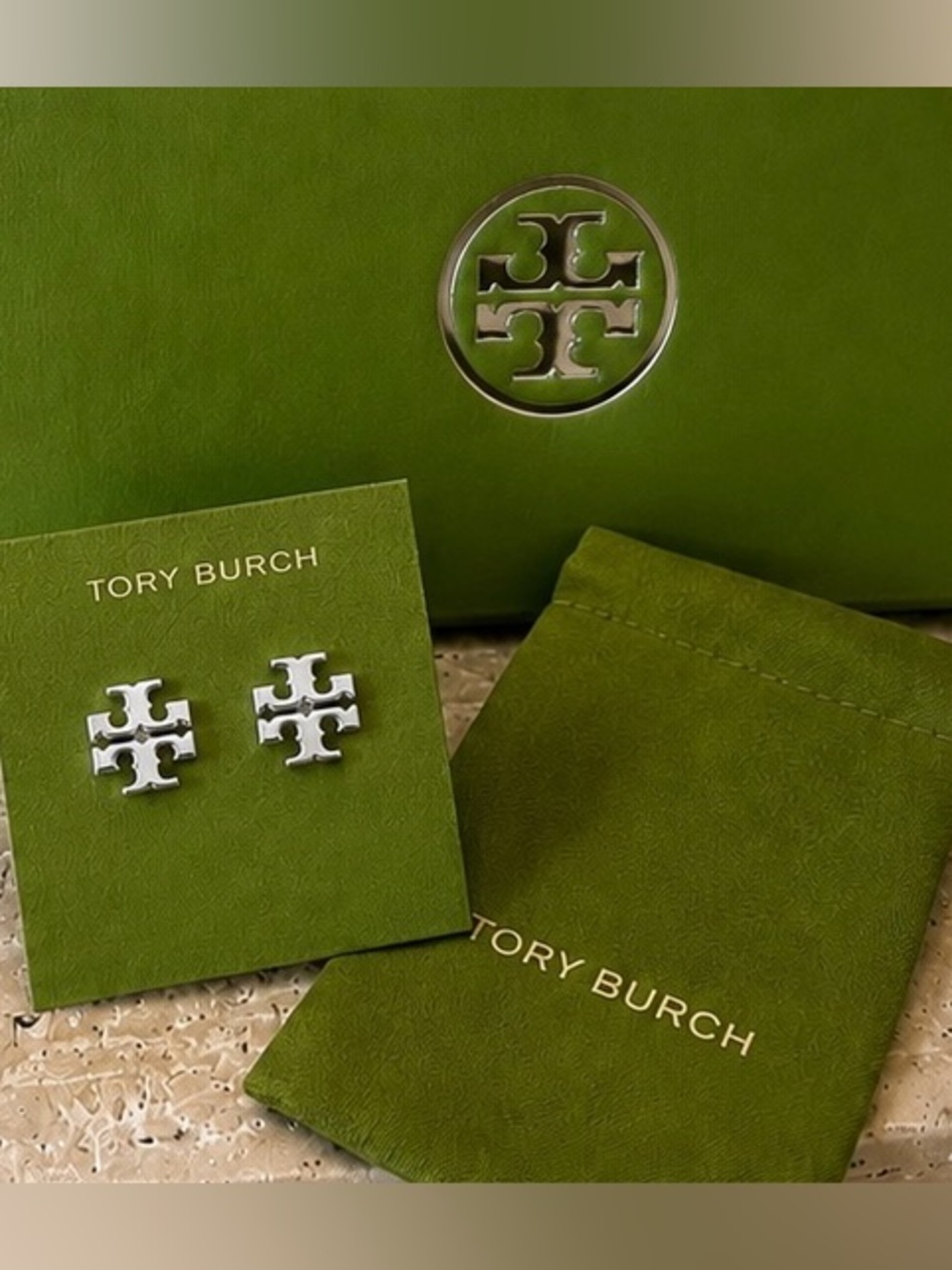 Tory Burch Large Silver Double-T Logo Stud Earrings / Original packaging 🩶 - Picture 4 of 8